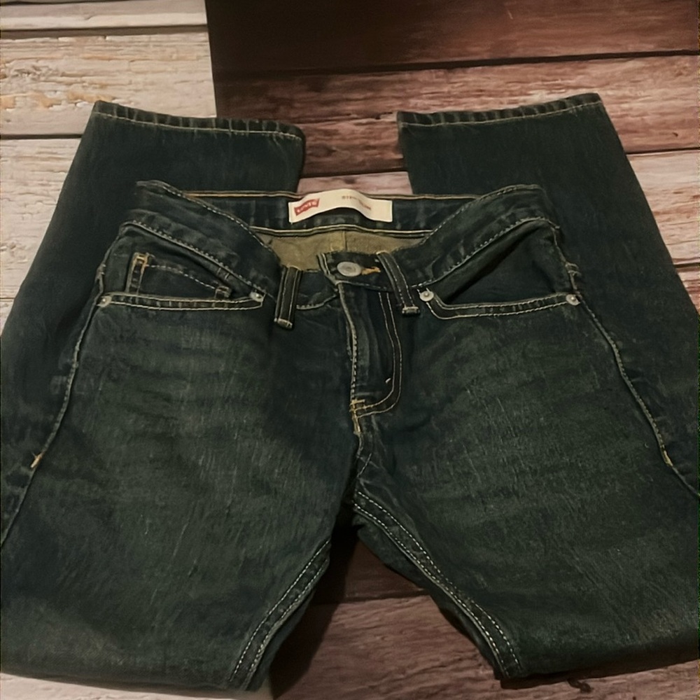 Levi jeans